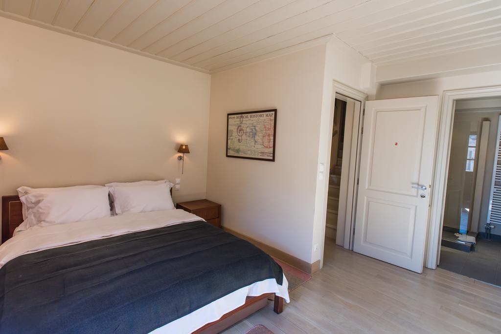 Epoches Hotel Karpenisi Bagian luar foto