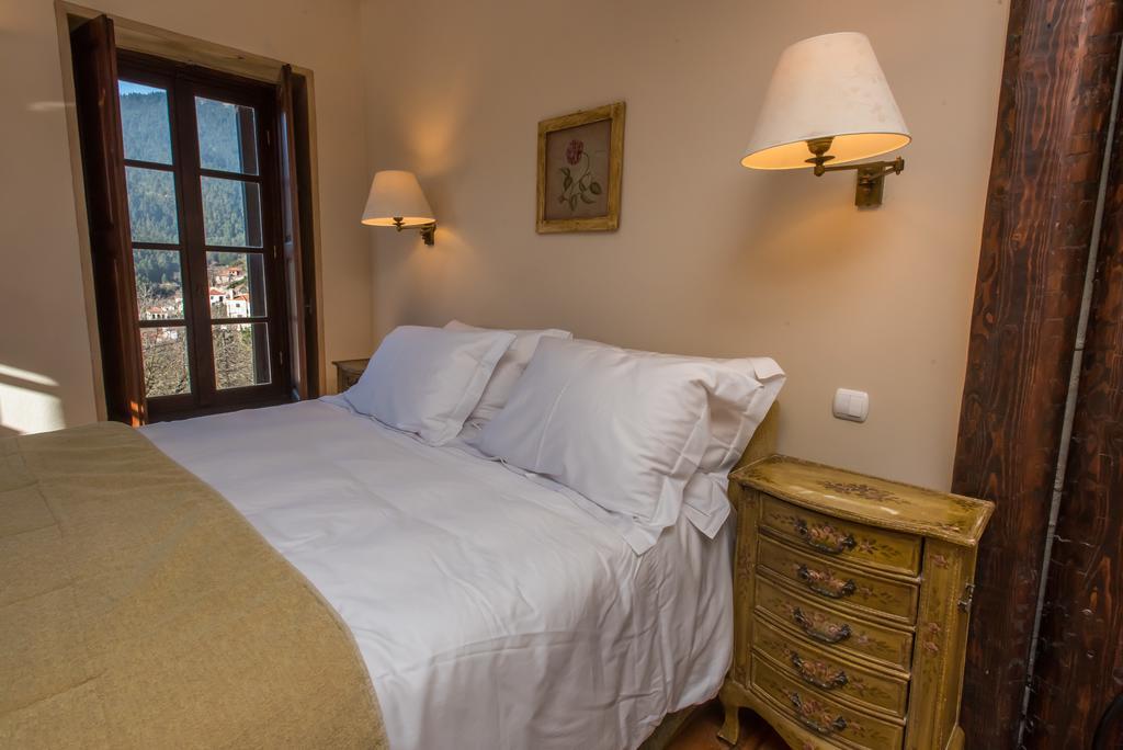 Epoches Hotel Karpenisi Bagian luar foto