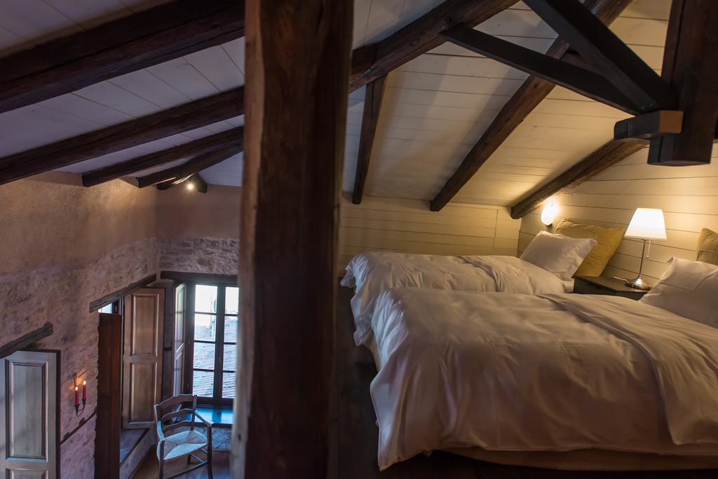 Epoches Hotel Karpenisi Bagian luar foto