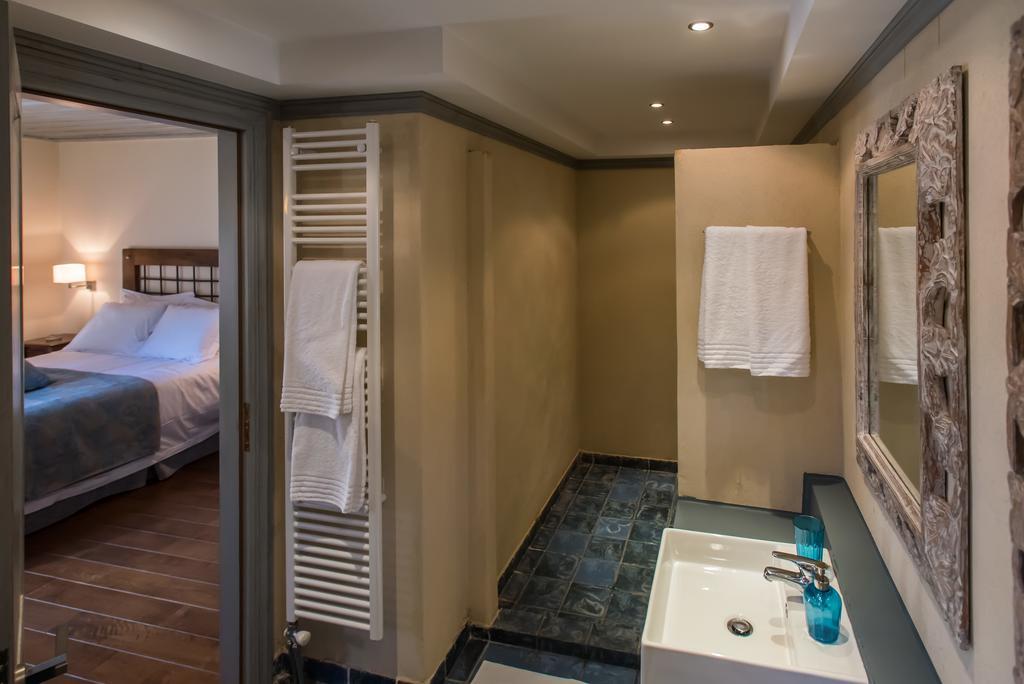 Epoches Hotel Karpenisi Ruang foto